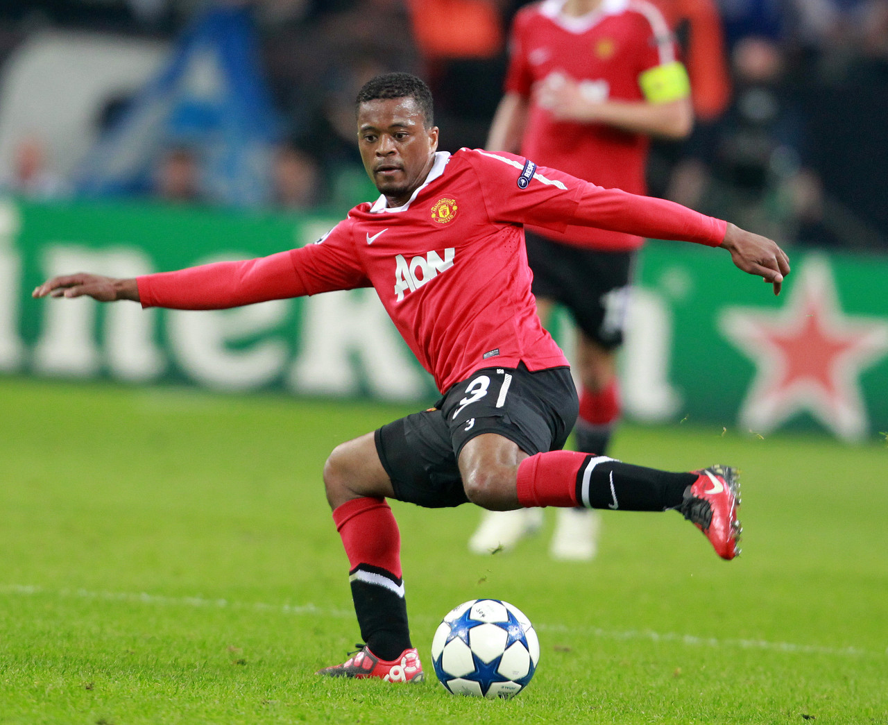 球与更果断 球与更果断